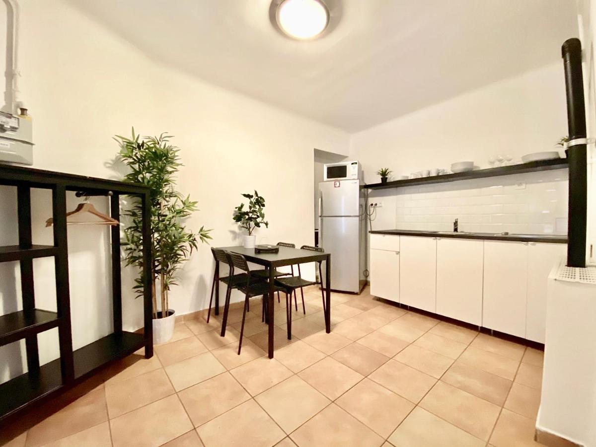 Budget Apartment By Hi5- Karoly 16 Budapest Exterior photo